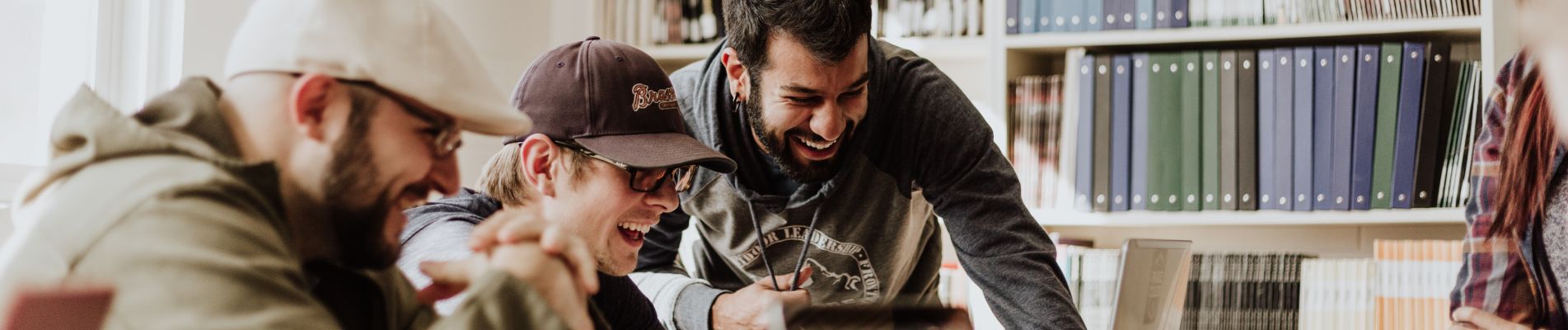 Why is Employee Experience Important to Improve Business Performance?